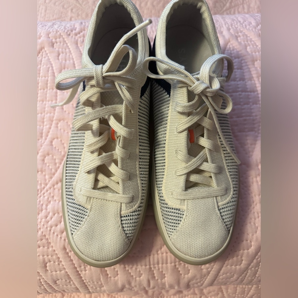 Rothy's Cream and Black Knit Sneakers